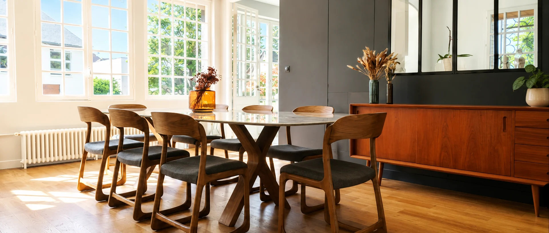 Salle à manger avec chaises Baumann